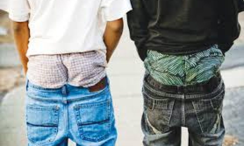 saggy briefs